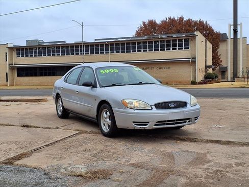 Used 2004 Ford Taurus SES image 19