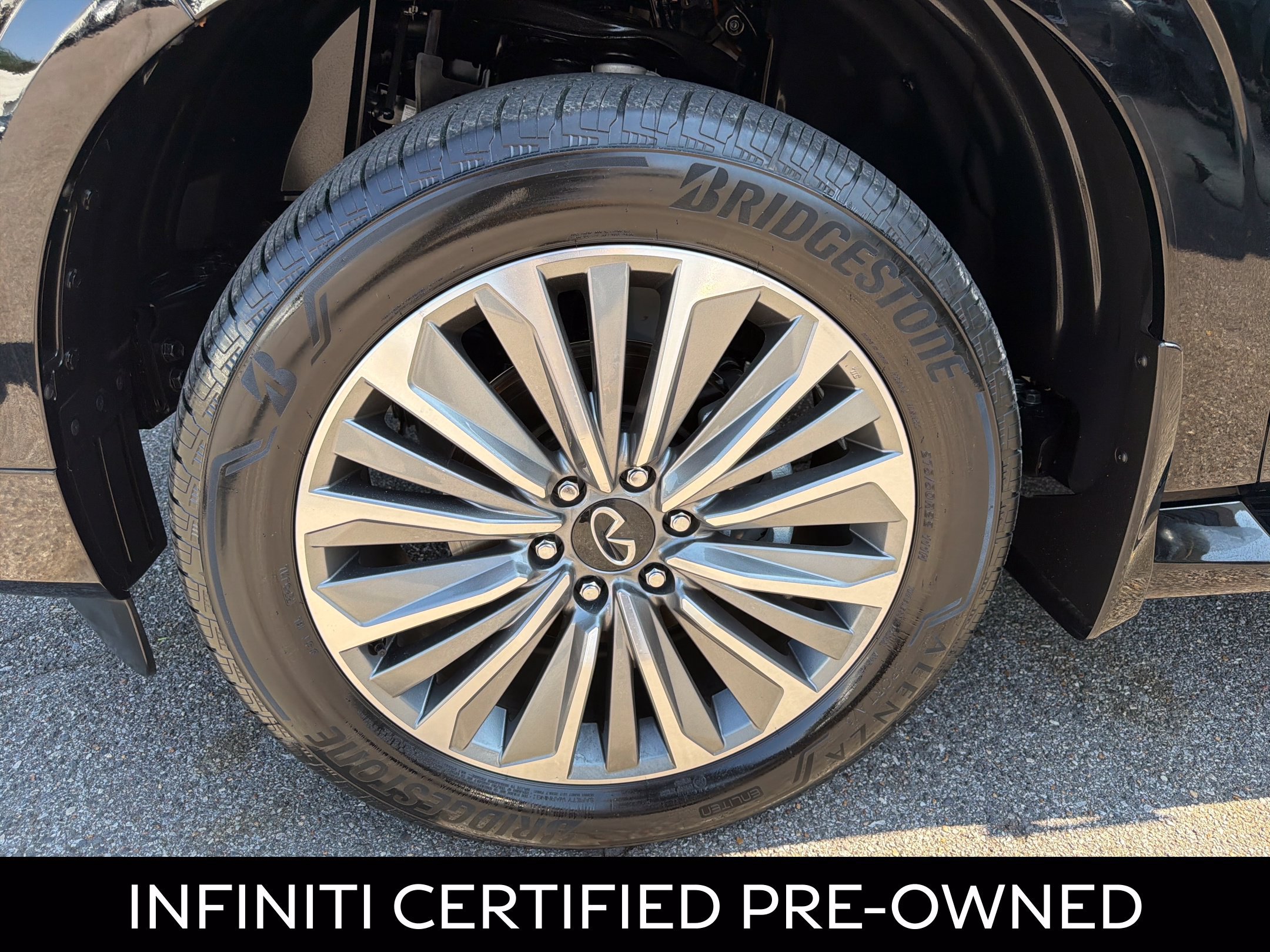 Certified 2026 INFINITI QX80 Luxe RWD image 16