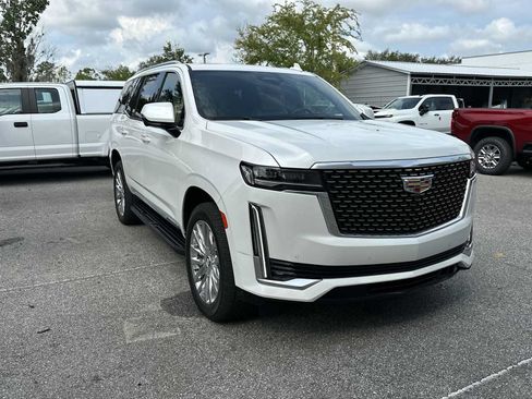 Used 2023 Cadillac Escalade Premium Luxury AWD/4WD image 8