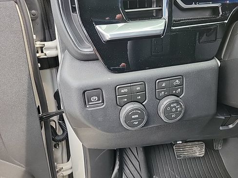New 2026 Chevrolet Silverado 1500 RST w/ RST All Star Premium Package AWD/4WD image 10