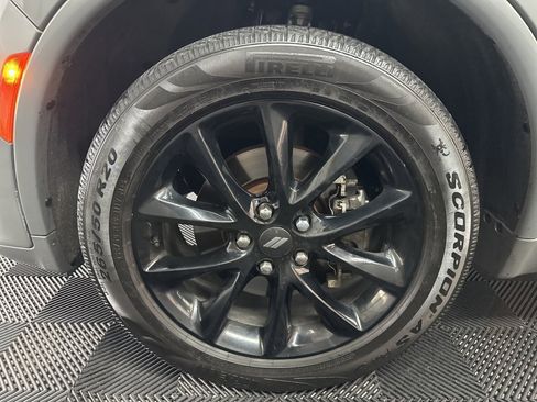 Used 2022 Dodge Durango GT image 40