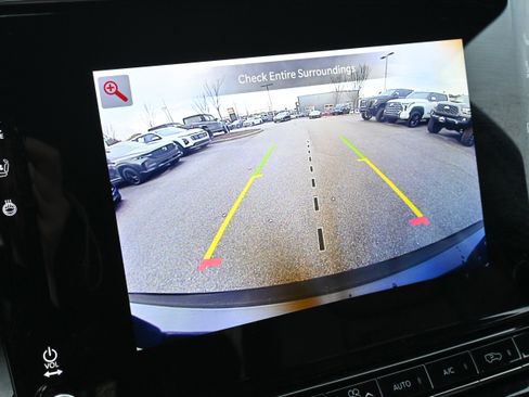 Used 2024 Jeep Wagoneer Series II image 16