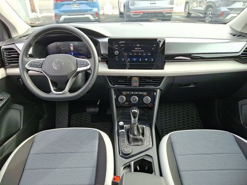 Used 2025 Volkswagen Taos S image 11