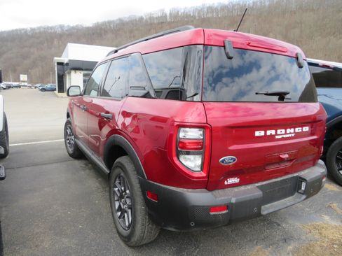 Used 2025 Ford Bronco Sport Big Bend w/ Convenience Package image 4