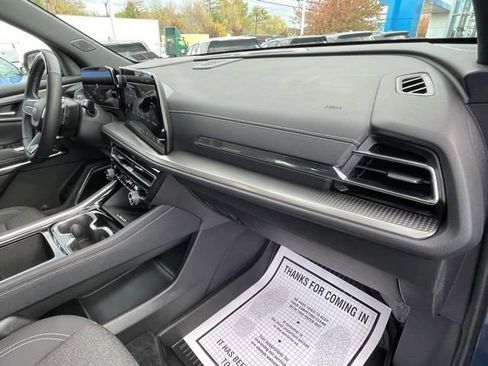 New 2025 Chevrolet Traverse LT w/ Enhanced Driving Package image 32