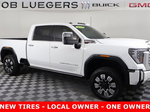 Used 2024 GMC Sierra 2500 Denali w/ Denali Reserve Package image 2