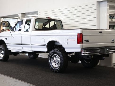Used 1997 Ford F250 XLT image 6