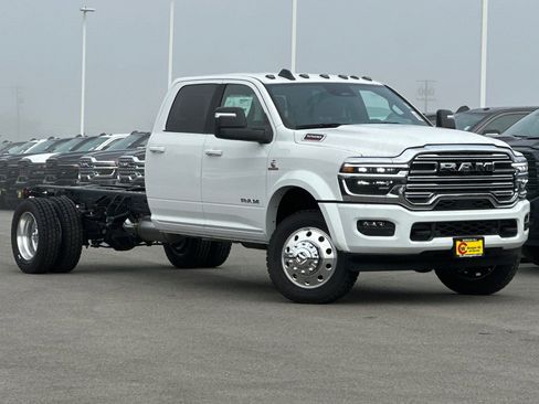 New 2026 RAM 5500 Tradesman w/ Laramie Trim Package image 2