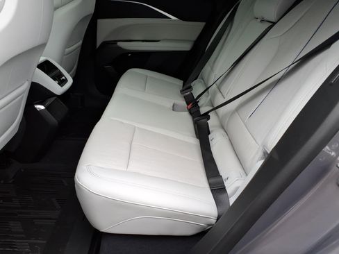 New 2026 Cadillac Lyriq Luxury image 11