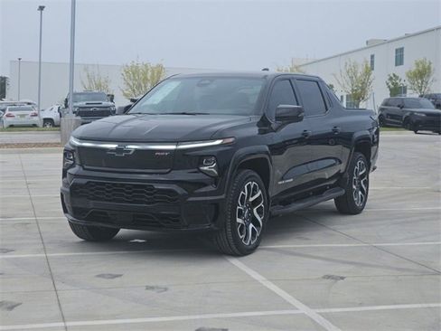 New 2024 Chevrolet Silverado EV RST image 3