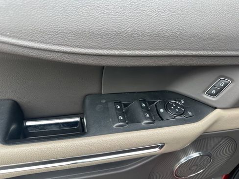 Used 2021 Ford Expedition XLT RWD image 11