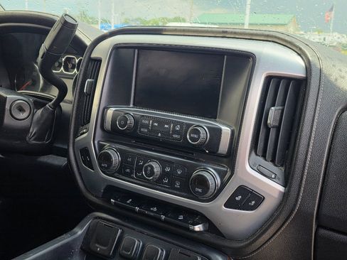 Used 2016 GMC Sierra 2500 SLE w/ SLE Preferred Package AWD/4WD image 10