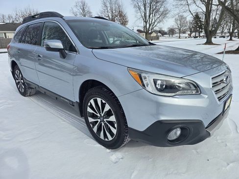 Used 2016 Subaru Outback 2.5i Limited image 1