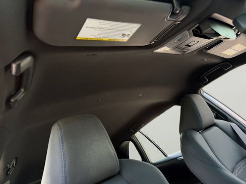 Used 2023 Toyota RAV4 SE AWD/4WD image 7