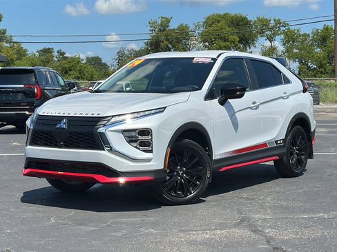 Used 2024 Mitsubishi Eclipse Cross LE image 2