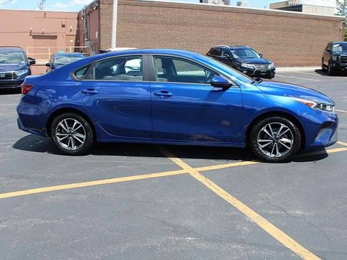 Used 2024 Kia Forte LXS FWD image 5