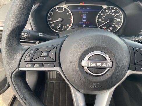 New 2025 Nissan Altima 2.5 SV image 25