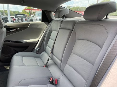 Used 2023 Chevrolet Malibu LT FWD image 12