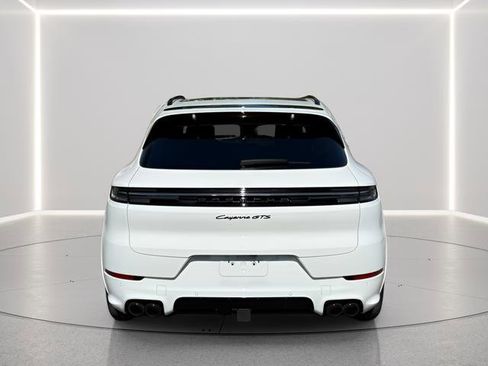 Used 2025 Porsche Cayenne GTS image 4