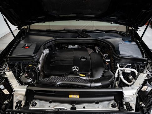 Certified 2022 Mercedes-Benz GLC 300 4MATIC image 41