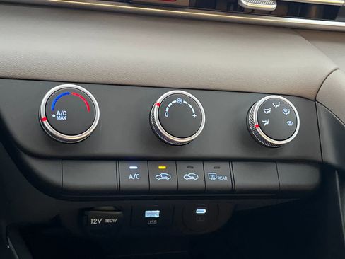 New 2026 Hyundai Elantra SE image 20