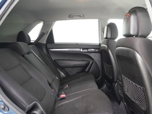 Used 2014 Kia Sorento LX FWD image 12