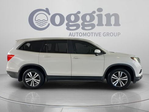 Used 2018 Honda Pilot EX image 6