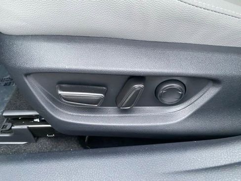 Certified 2025 Toyota Camry SE image 20