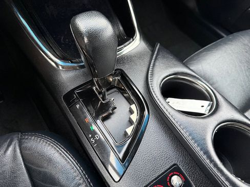 Used 2016 Toyota Avalon XLE image 32