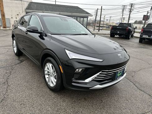 Used 2024 Buick Envista Preferred w/ Convenience I Package image 12