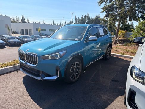 Used 2024 BMW X1 xDrive28i w/ Technology Package AWD/4WD image 2