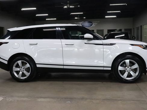 Used 2018 Land Rover Range Rover Velar S image 6