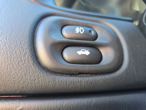 Used 2004 Chevrolet Corvette NA w/ Preferred Equipment Group image 28