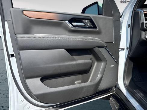 New 2026 GMC Yukon Denali w/ Advanced Technology Package AWD/4WD image 19