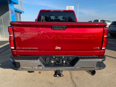 Used 2025 Chevrolet Silverado 2500 LTZ image 4
