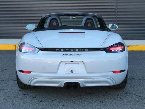 Certified 2024 Porsche 718 Boxster image 6