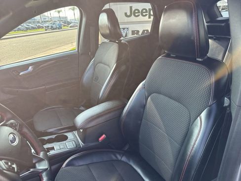 Used 2024 Ford Escape ST-Line image 19