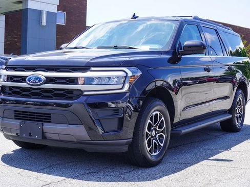 Used 2024 Ford Expedition Max XLT AWD/4WD image 4