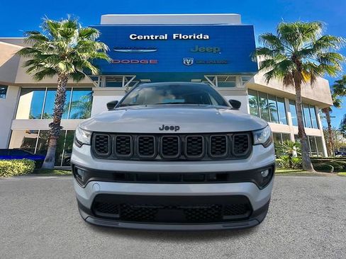 New 2026 Jeep Compass Latitude image 3