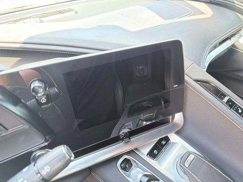 Used 2025 Chevrolet Corvette Stingray Preferred Cpe w/ Battery Protection Package RWD image 32