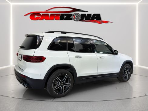 Used 2025 Mercedes-Benz GLB 250 image 11