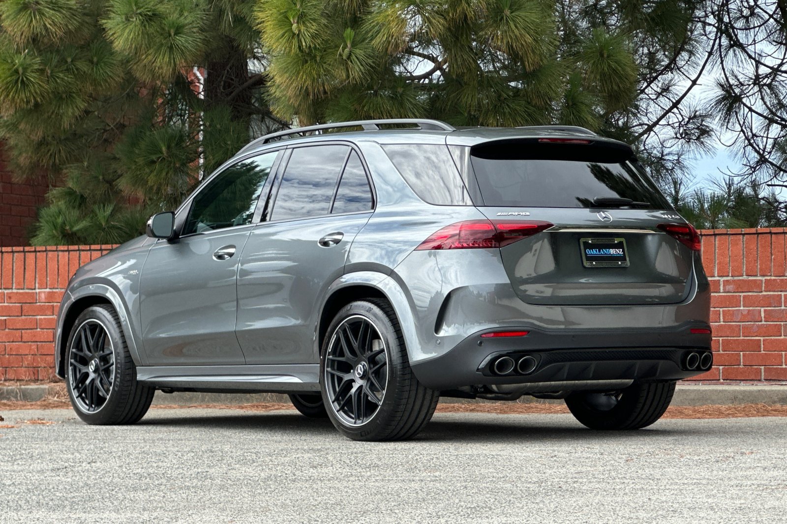 New 2026 Mercedes-Benz GLE 53 AMG 4MATIC image 6