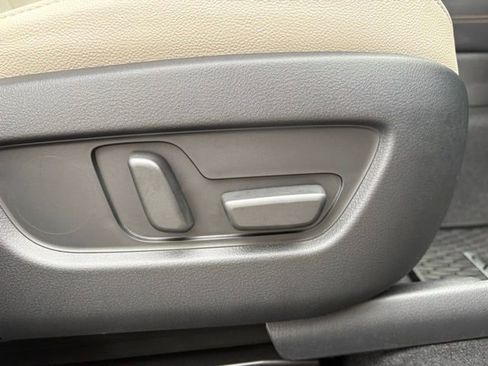 Used 2025 MAZDA CX-90 Plug-In Hybrid w/Premium Sport image 28