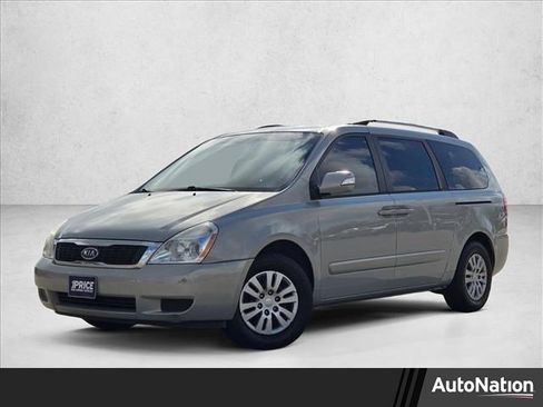 Used 2012 Kia Sedona LX image 1