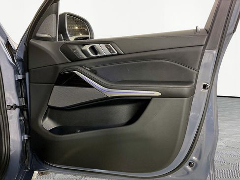 Certified 2023 BMW X7 xDrive40i w/ Premium Package image 24