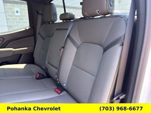 Used 2024 Chevrolet Colorado ZR2 w/ ZR2 Convenience Package III AWD/4WD image 20