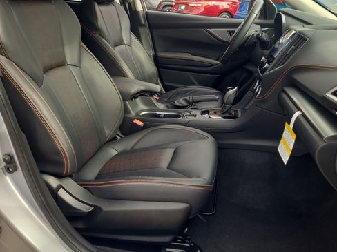 Used 2023 Subaru Crosstrek 2.5i Limited w/ Moonroof Package image 19