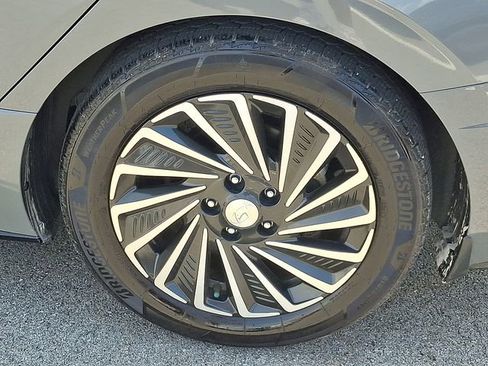Used 2021 Hyundai Sonata Limited FWD image 30