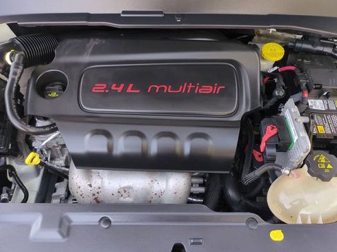 Used 2017 Jeep Compass Latitude w/ Popular Equipment Group image 15