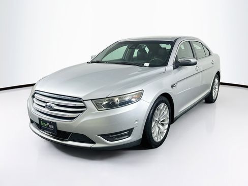Used 2017 Ford Taurus Limited w/ Driver Assist Package FWD image 3